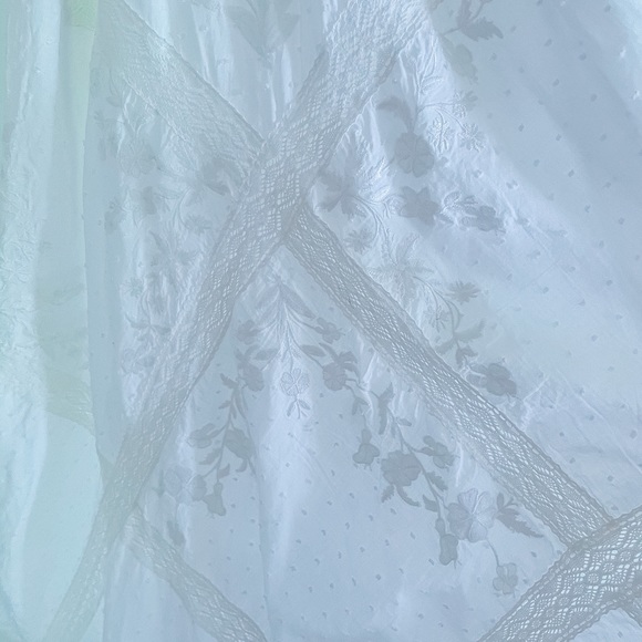 Vintage cotton dress with embroidery detail - Picture 7 of 10